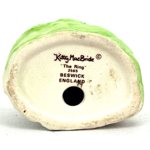Kitty MacBride The Ring I'm Engaged 2565 Figurine Beswick England 3.5" Porcelain - Picture 6 of 8